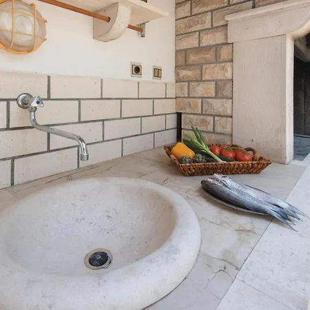 Potirna Iv Casa de Férias *