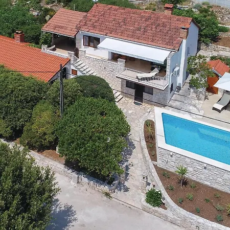 Potirna Iv 펜션 Potirna