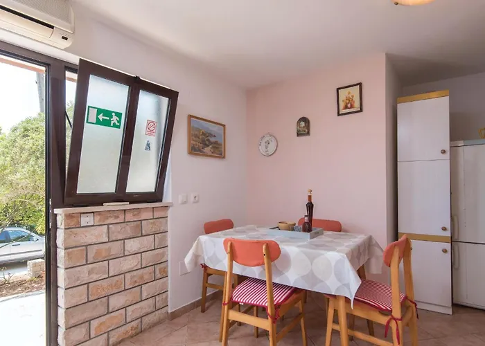 Iv بيت للعطل