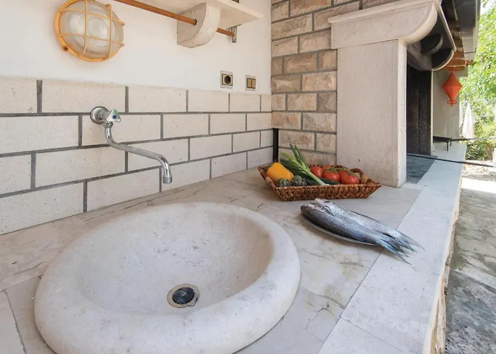 Iv بيت للعطل *